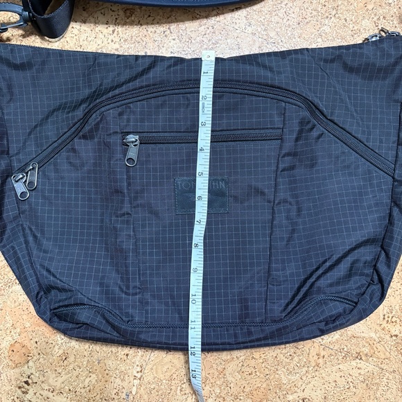 Tom Bihn Parental Unit Diaper Messenger Check Grid Bag In Black With Purple - Picture 14 of 16